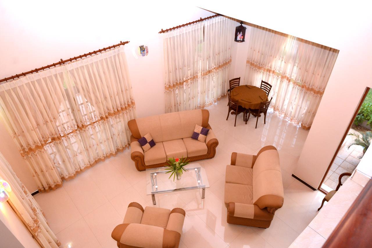 Robi Garden Villa เนกอมโบ ภายนอก รูปภาพ